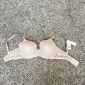 NWT Natori Bliss Perfection Bra. Size 32 F
